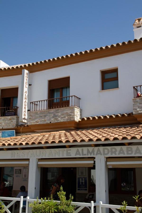 Hotel Almadraba Zahara de los Atunes Exteriör bild
