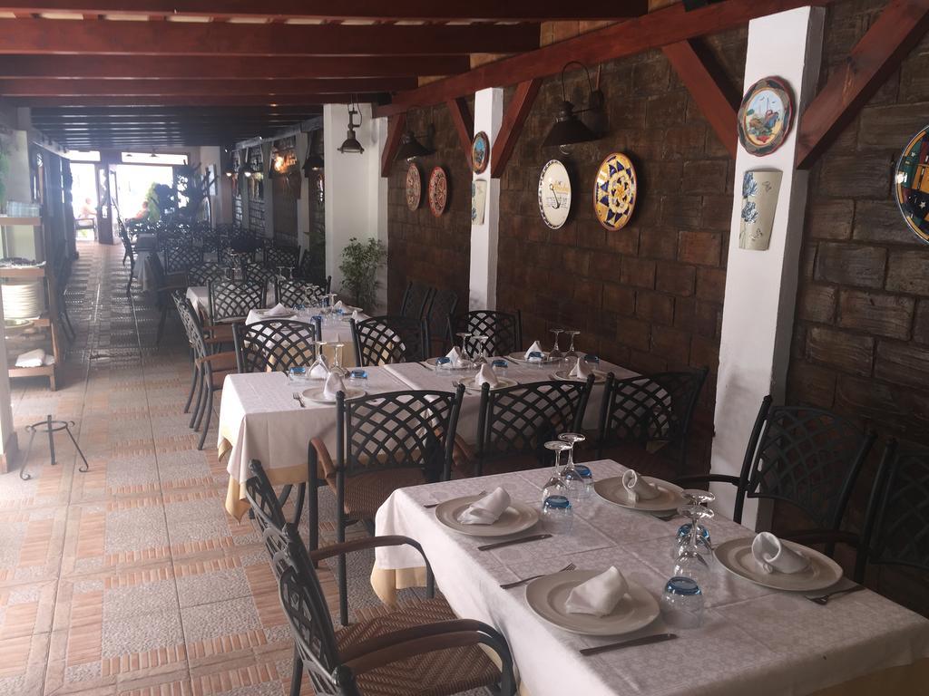 Hotel Almadraba Zahara de los Atunes Exteriör bild